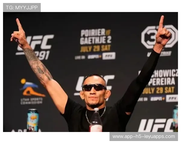 UFC暴怒的对攻堪比野兽——极限对抗的巅峰之战