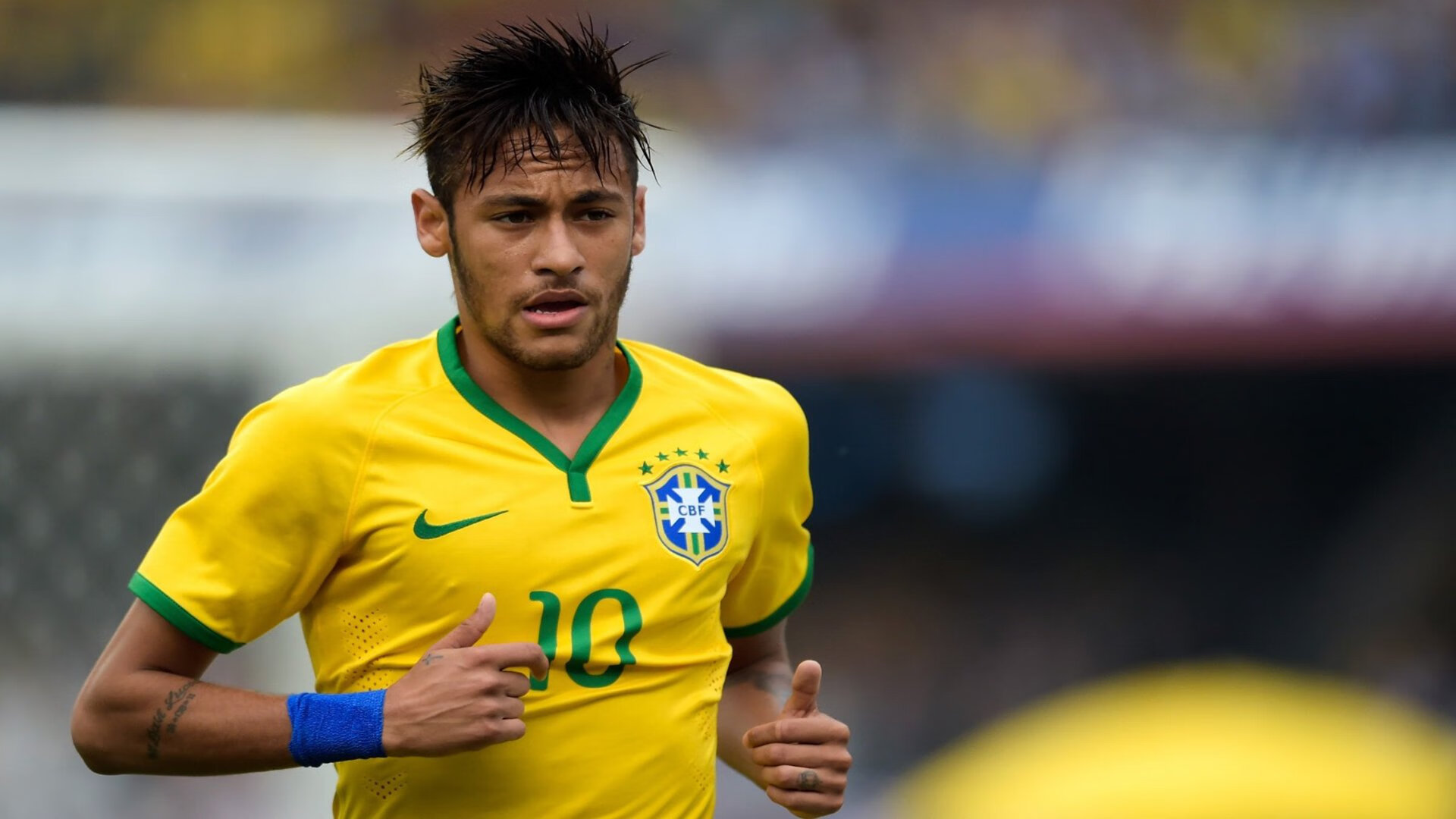 乐鱼体育(中国)官方网站-换人节奏是否决定下半场比赛走势连贯性，全场换人规则